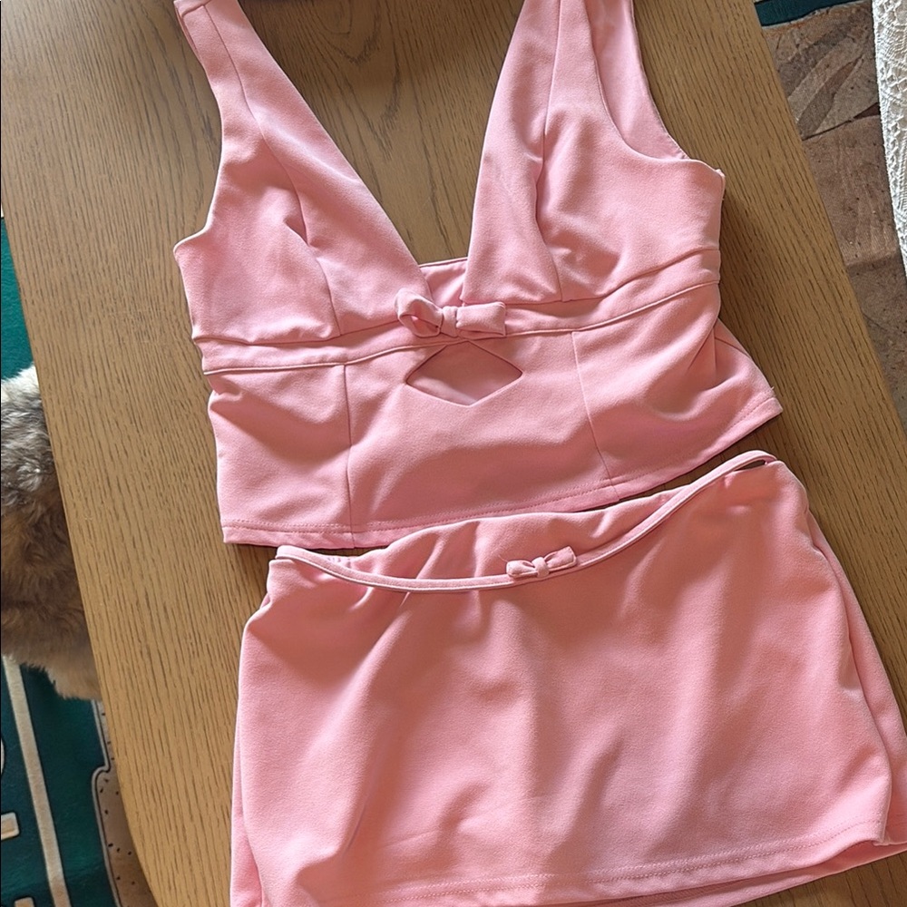 Elegant Pink Sleeveless Top and Skirt Set